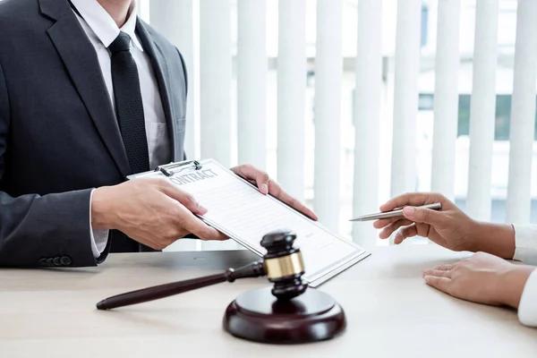 Why Personal Injury Attorneys Suggest Gathering as Much Evidence as Possible